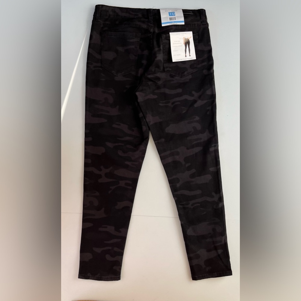 Sanctuary Social Standard Jeans